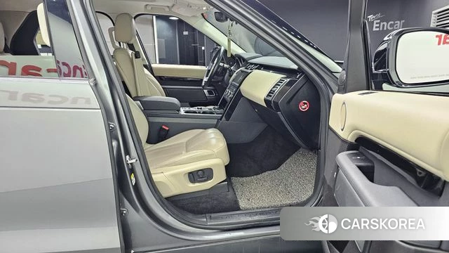 Land Rover Discovery 5 2019 Серый из Кореи, фото 2