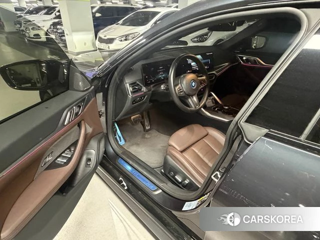 BMW i4 2023 Серый из Кореи, фото 2