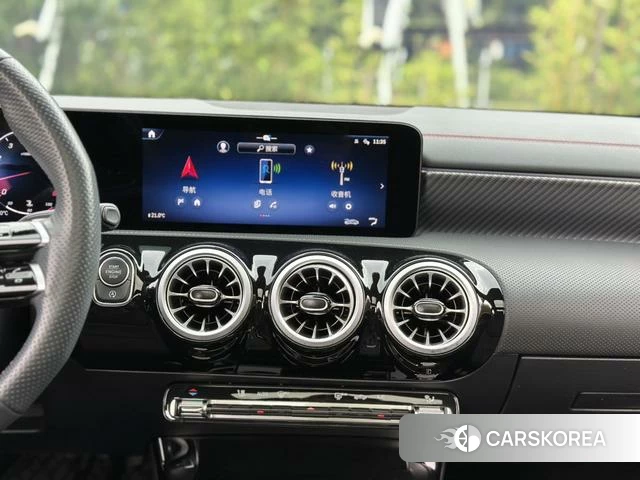 Mercedes-Benz Class A 2024 Белый из Китая, фото 2