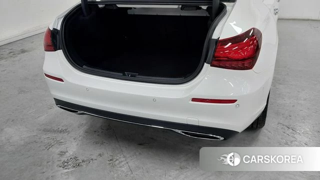 Mercedes-Benz A-Class W177 2024 Белый из Кореи, фото 2