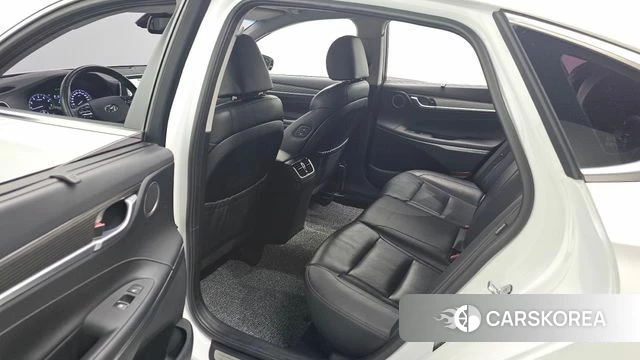 Hyundai Grandeur IG 2018 Белый из Кореи, фото 2