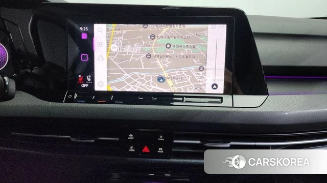 Volkswagen Golf 8th Generation 2024 Черный из Кореи, фото 2