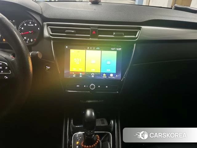 Roewe i5 2019 Белый из Китая, фото 2