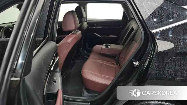 Kia Seltos 2022 Черный из Кореи, фото 2