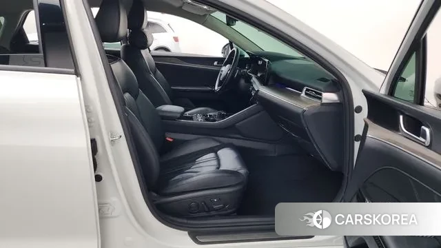 Kia K5 3rd generation 2023 Белый из Кореи, фото 2