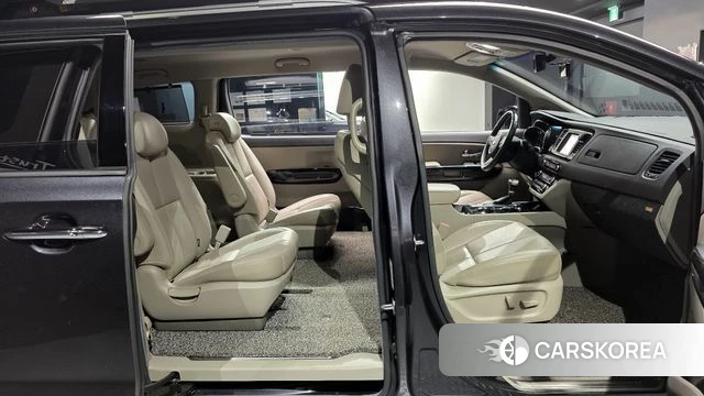 Kia The New Carnival 2019 Серый из Кореи, фото 2