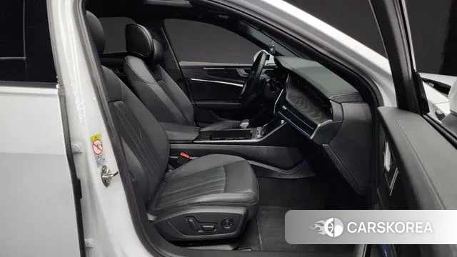 Audi A6 (C8) 2019 Белый из Кореи, фото 2