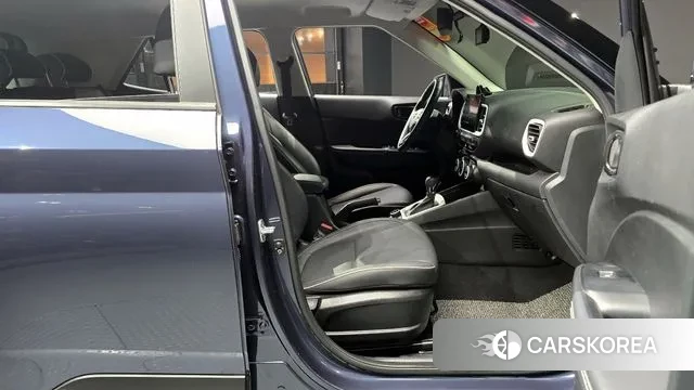 Hyundai Venue 2021 Синий из Кореи, фото 2