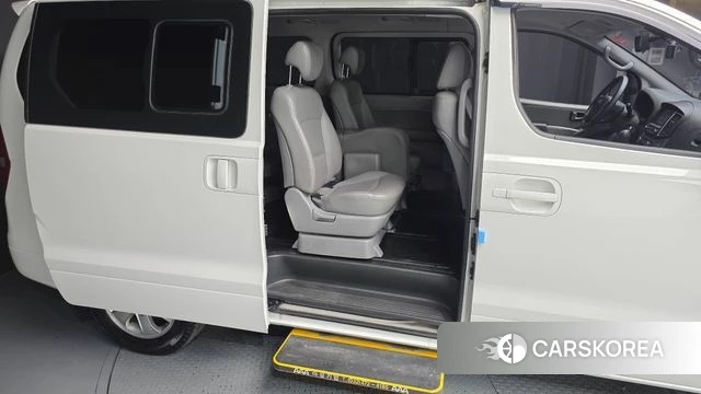 Hyundai The New Grand Starex 2020 Белый из Кореи, фото 2
