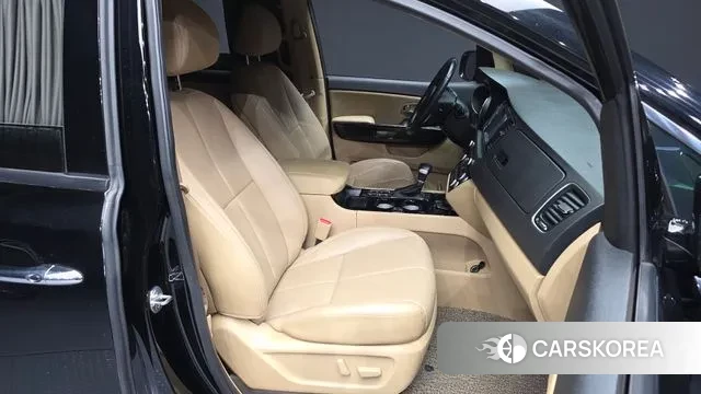 Kia The New Carnival 2019 Черный из Кореи, фото 2