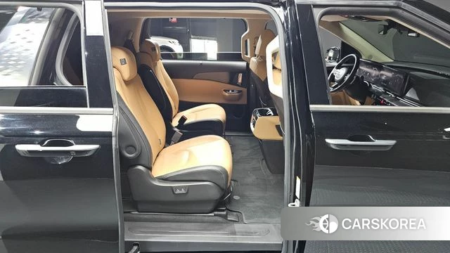 Kia Carnival 4th generation 2021 Черный из Кореи, фото 2