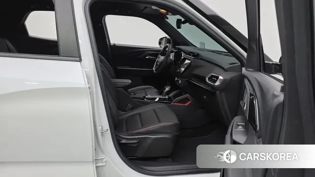 Chevrolet (GM Daewoo) Trailblazer 2022 Белый из Кореи, фото 2