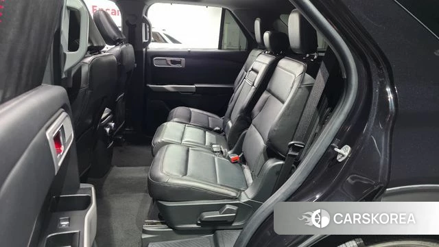Ford Explorer 6th Generation 2022 Черный из Кореи, фото 2