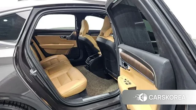 Volvo S90 2021 Серый из Кореи, фото 2