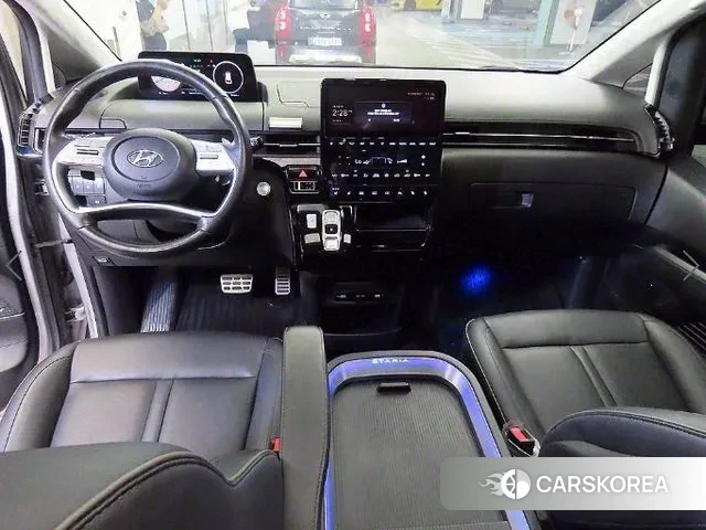 Hyundai Staria 2021 Серый из Кореи, фото 2