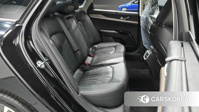 Kia K5 3rd generation 2023 Черный из Кореи, фото 2