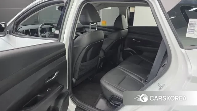 Hyundai The New Tucson (NX4) 2024 Белый из Кореи, фото 2