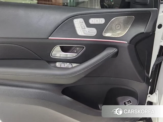 Mercedes-Benz GLE-Class W167 2023 Белый из Кореи, фото 2