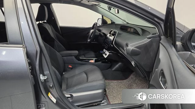 Toyota Prius 4th Generation 2018 Серый из Кореи, фото 2