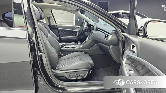 Genesis G70 2019 Черный из Кореи, фото 2