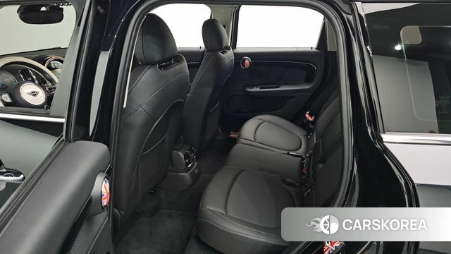 Mini Cooper Countryman 2024 Черный из Кореи, фото 2