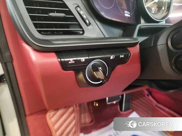 Porsche 911(992) 2023 Цвет галактики из Кореи, фото 2