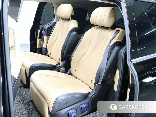 Kia Carnival 4th generation 2021 Черный из Кореи, фото 2