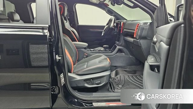 Ford Ranger 4th Generation 2024 Черный из Кореи, фото 2