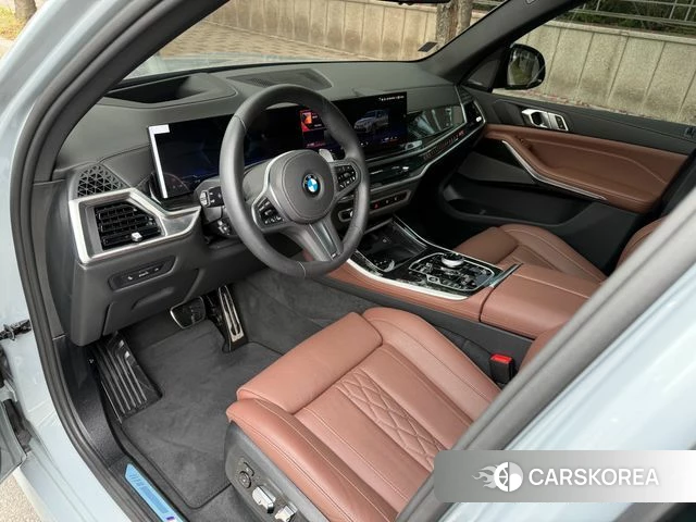 BMW X5 (G05) 2025 Небесно-голубой из Кореи, фото 2