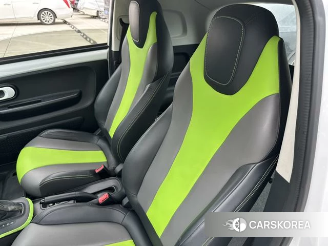 Roewe CLEVER 2020 Белый из Китая, фото 2
