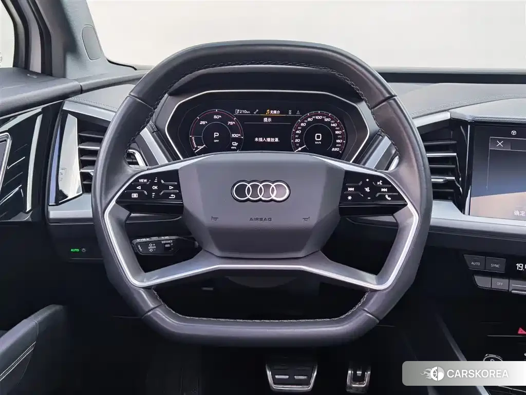 Audi Q4 e-tron 2024 Белый из Китая, фото 2