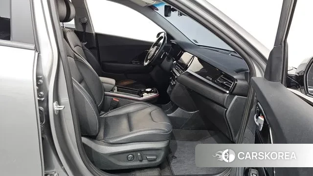 Kia Niro EV 2021 Серебристо-серый из Кореи, фото 2