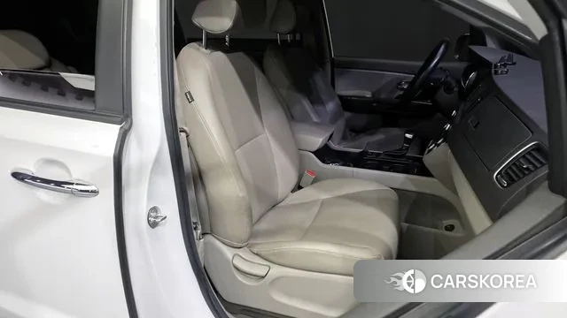Kia All New Carnival 2018 Белый из Кореи, фото 2