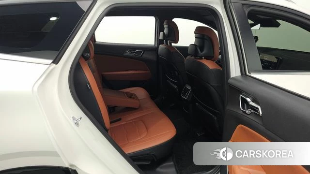 Kia The New Sportage 5th Generation 2025 Белый из Кореи, фото 2