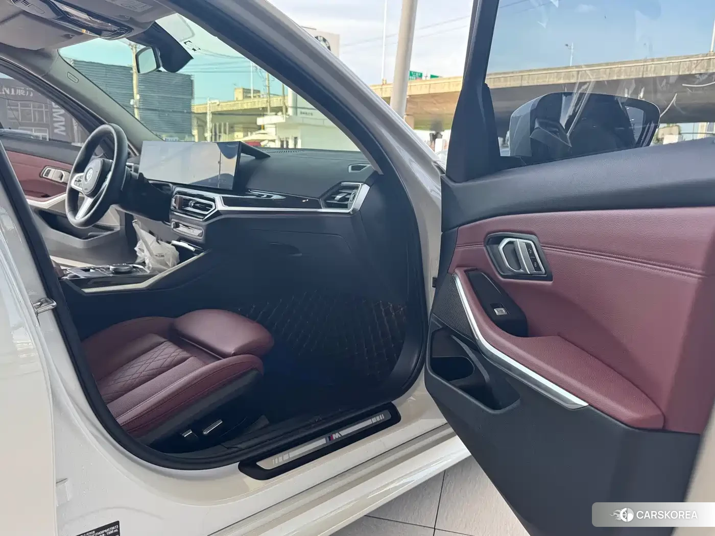 BMW 3 series 2023 Белый из Китая, фото 2