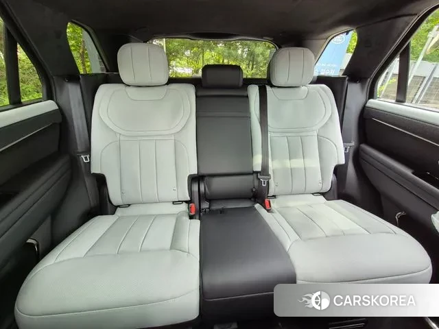 Land Rover Range Rover Sport 3rd Generation 2024 Черный из Кореи, фото 2