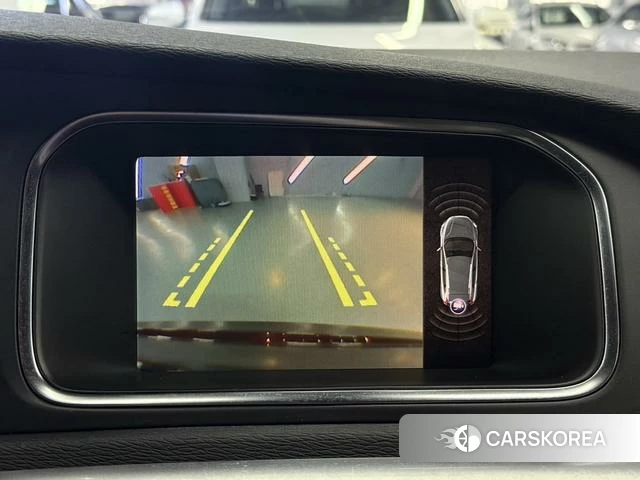 Volvo V40 2018 Коричневый из Китая, фото 2
