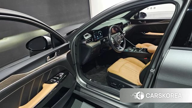 Kia K5 Hybrid 3rd Generation 2023 Серебристо-серый из Кореи, фото 2