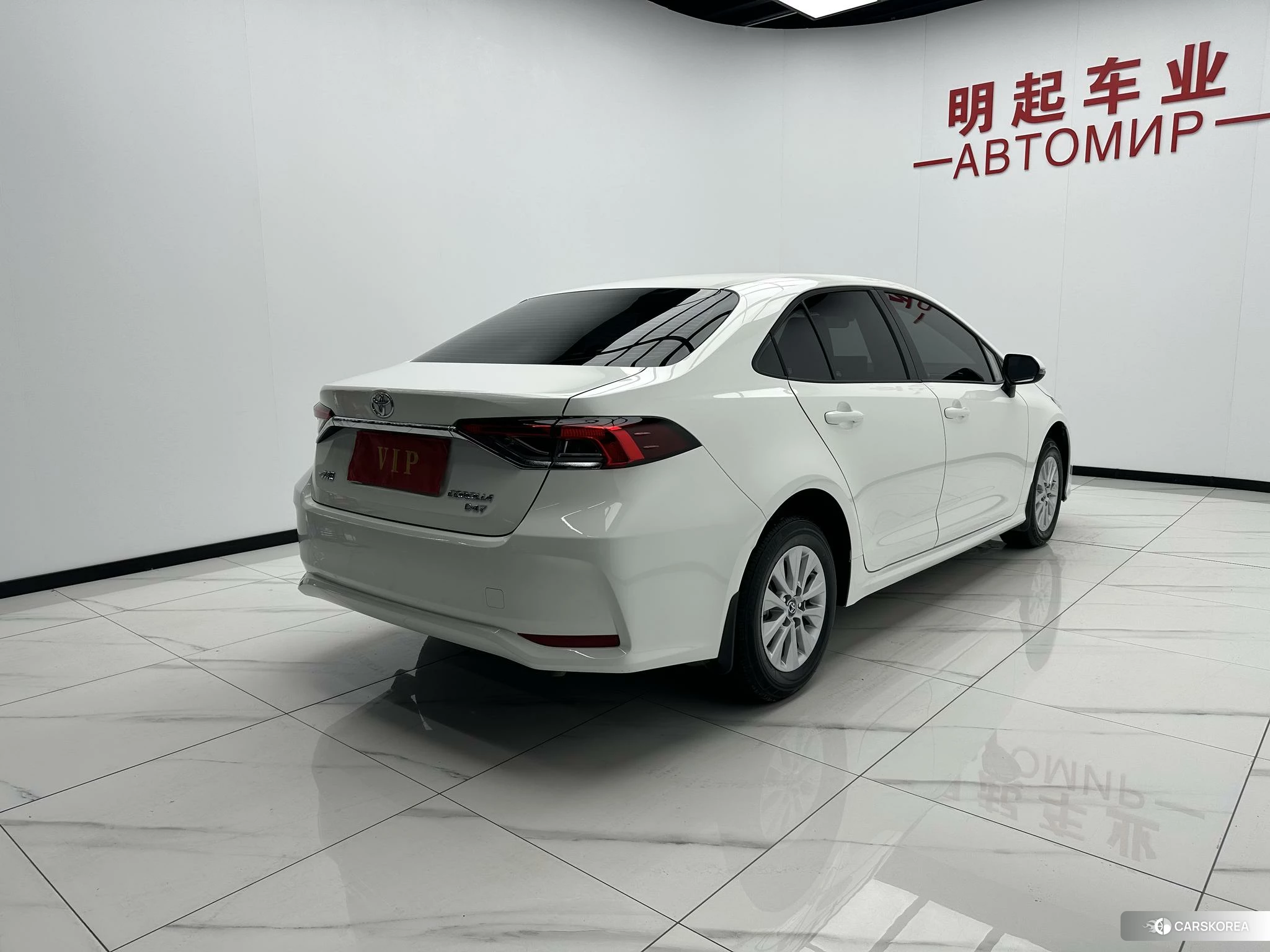 Toyota Corolla 2021 Белый из Китая, фото 2