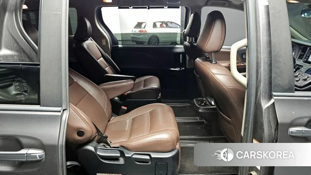 Toyota Sienna 2019 Серый из Кореи, фото 2