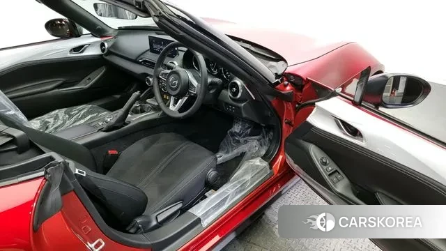 Mazda MX-5 MIATA 2024 Красный из Кореи, фото 2