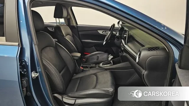 Kia The New K3 2nd generation 2021 Синий из Кореи, фото 2