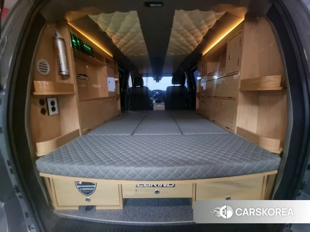 Hyundai The New Grand Starex 2019 Серебристо-серый из Кореи, фото 2