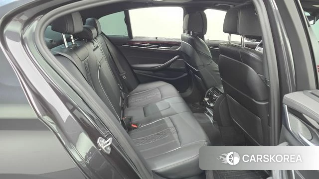 BMW 5 Series (G30) 2022 Серый из Кореи, фото 2