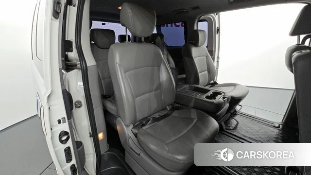 Hyundai The New Grand Starex 2018 Белый из Кореи, фото 2