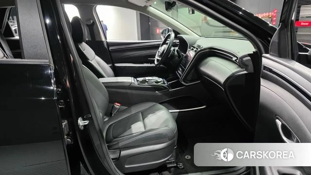 Hyundai Tucson (NX4) 2022 Черный из Кореи, фото 2
