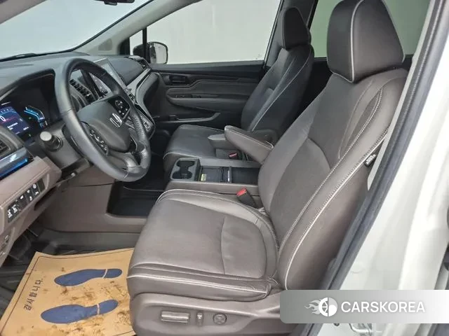 Honda Odyssey 2022 Белый из Кореи, фото 2
