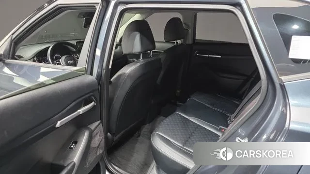 Kia Seltos 2021 Серый из Кореи, фото 2