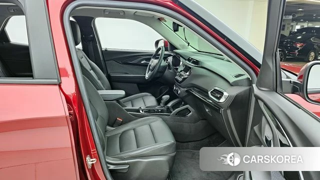 Chevrolet (GM Daewoo) Trailblazer 2021 Красный из Кореи, фото 2