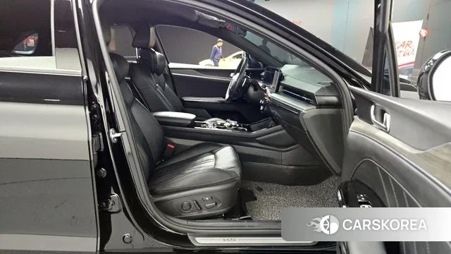 Kia The New K5 3rd generation 2024 Черный из Кореи, фото 2